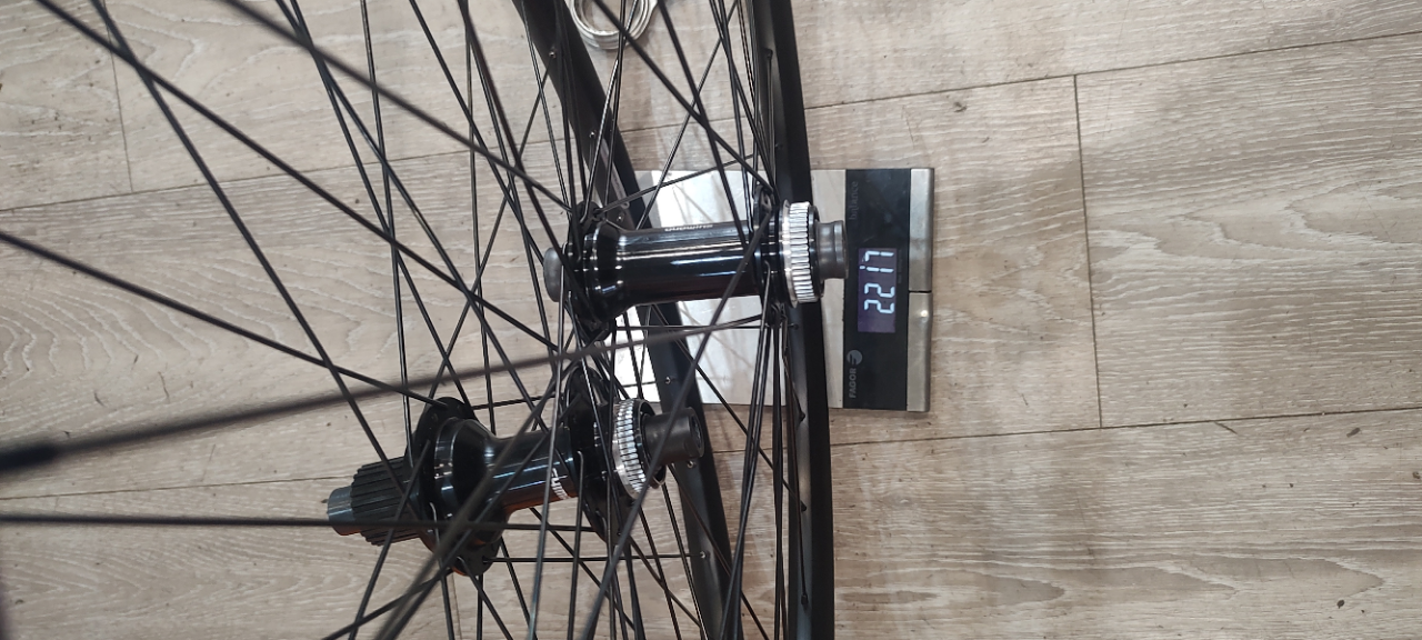 zapletená Kola MTB různá