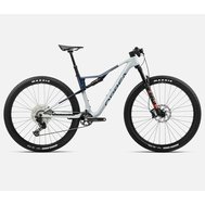 Orbea OIZ M30 2024 Halo Silver-Blue Carbon View